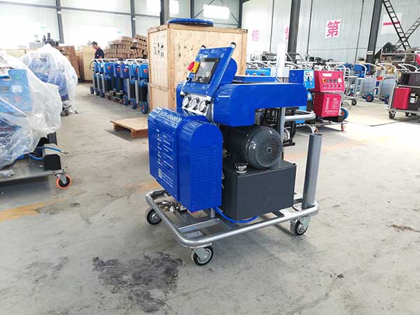 H5600D廠房彩鋼瓦防腐聚脲噴涂機